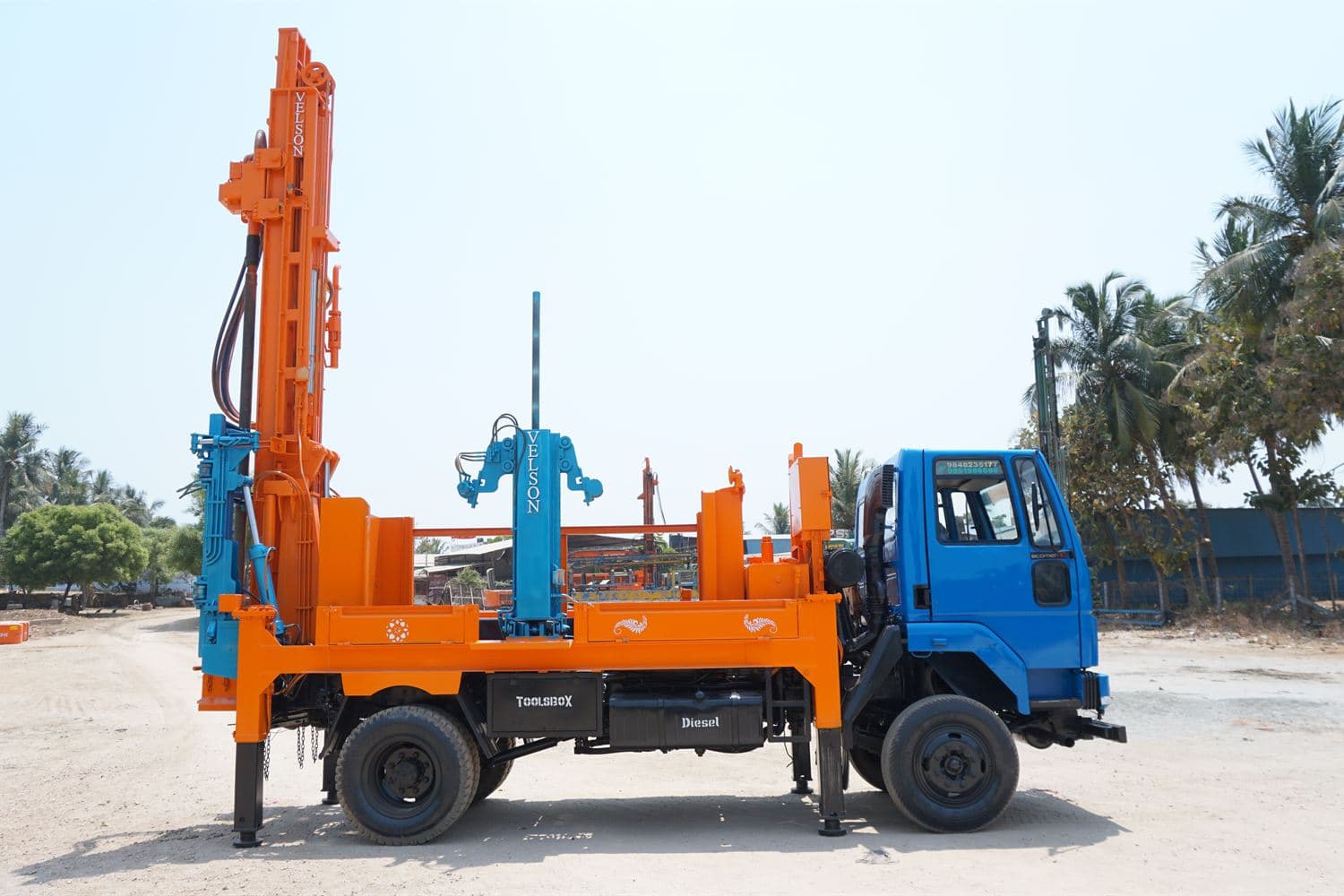Velson V4i truck-mounted automated compact water-well rig